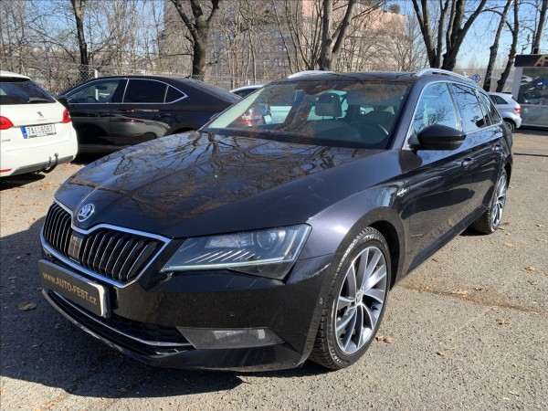 Škoda Superb