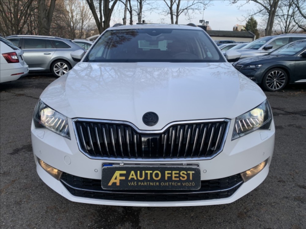 Škoda Superb 2,0 TDI DSG STYLE 4x4 SERVISKA