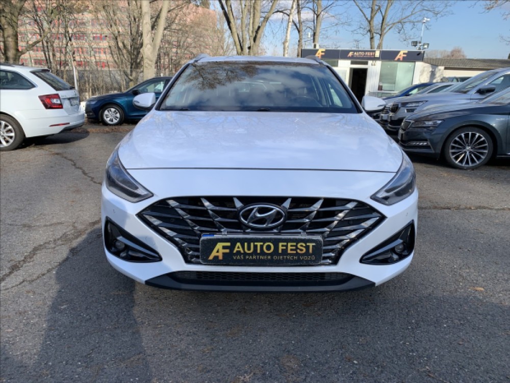 Hyundai i30 1,6 CRDI 1.MAJITEL, ČR