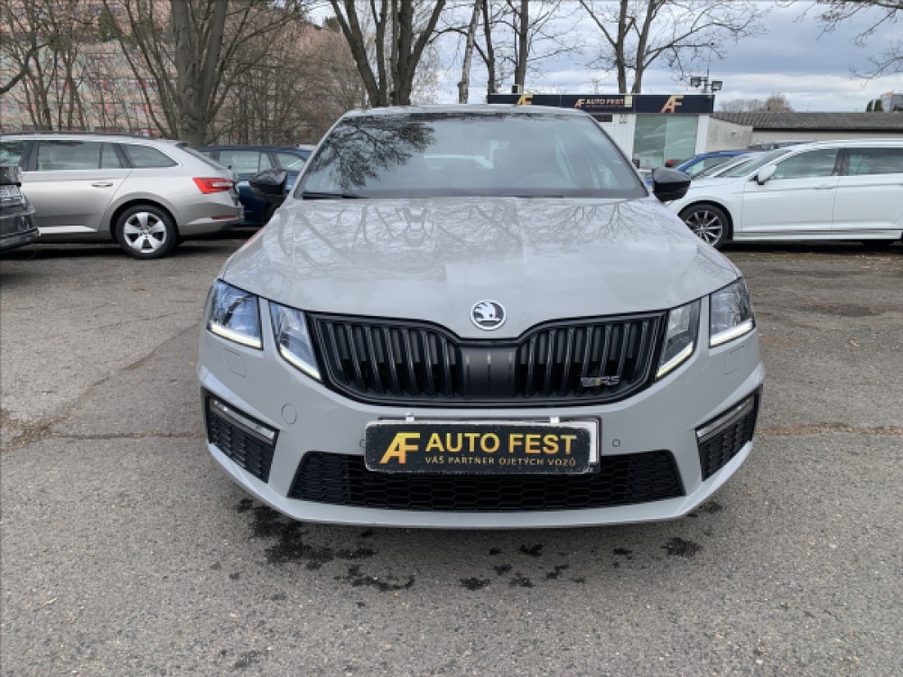 Škoda Octavia 2,0 TDI RS CHALLENGE ČR, SERVISKA