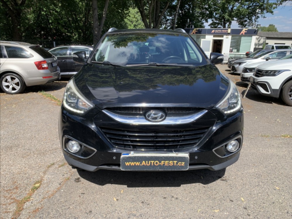 Hyundai ix35 2,0 CRDI AUTOMAT 4x4 ČR, SERVIS