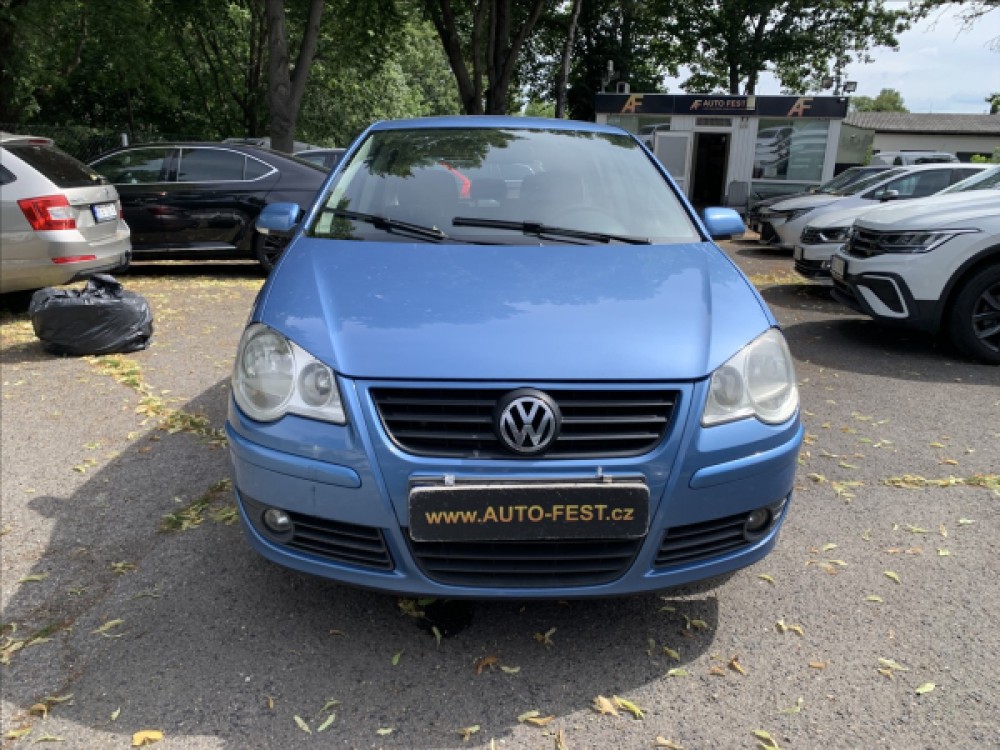 Volkswagen Polo 1,2 i KLIMATIZACE