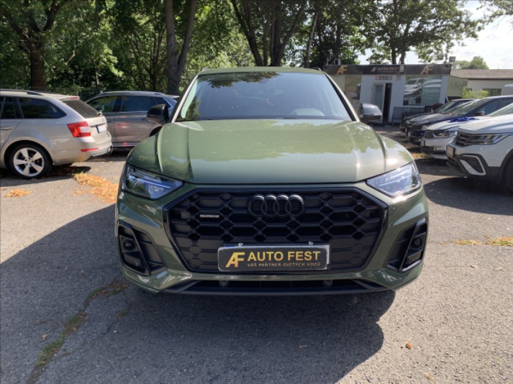 Audi Q5 2,0 TSI QUATTRO SLINE ČR, SERVIS