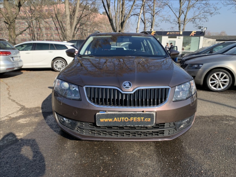 Škoda Octavia 2,0 TDI 110kW DSG Style, ČR, 1.MAJ.