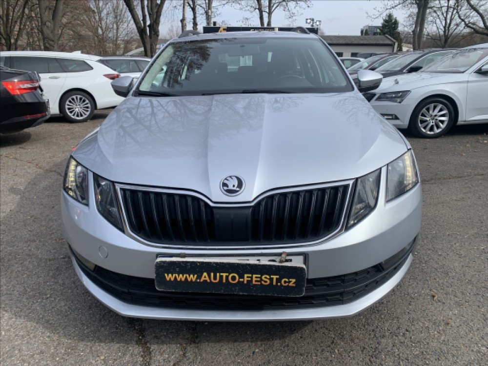 Škoda Octavia 1,6 TDI 85kW Ambition Combi, ČR