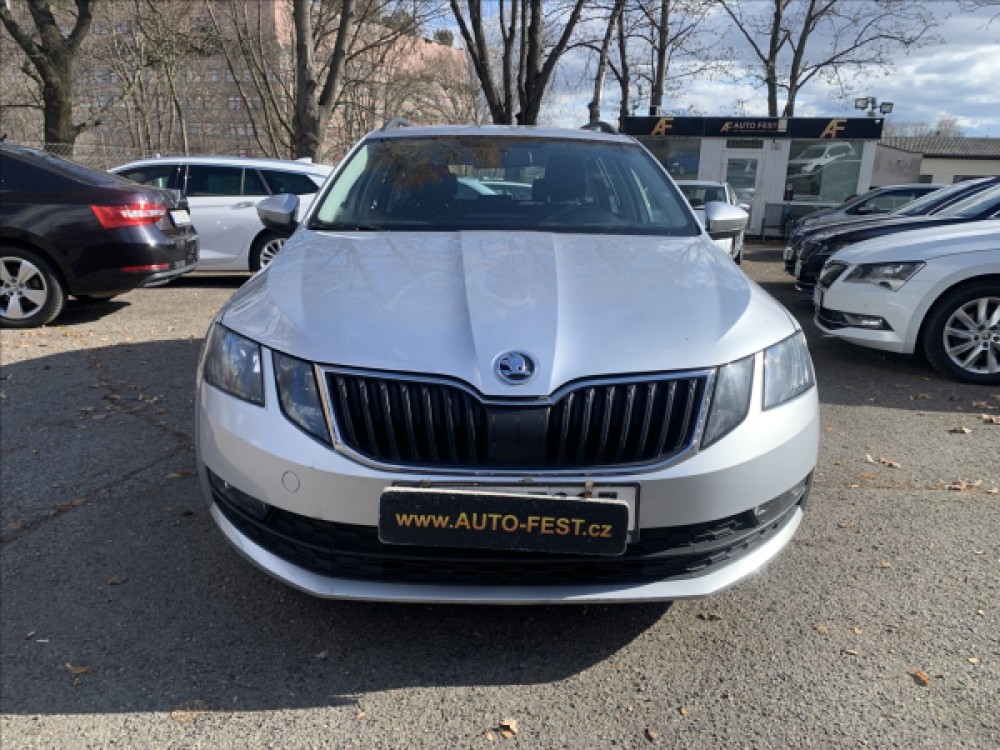 Škoda Octavia 1,6 TDI 85kW Ambition Combi, ČR